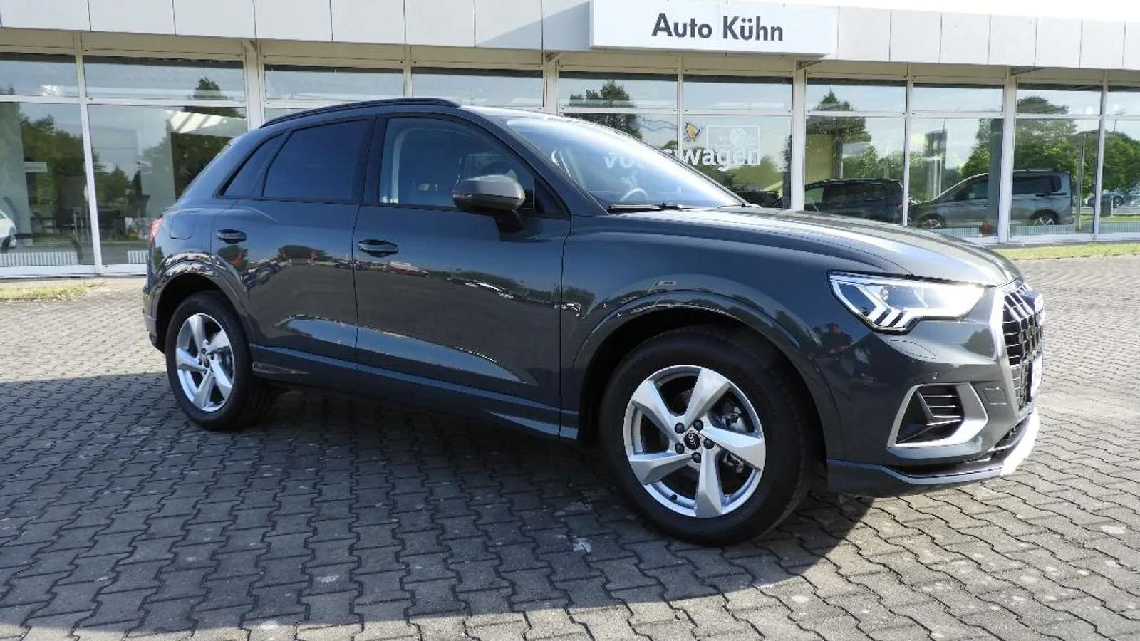 Audi Q3 advanced, SUV/Geländewagen/Pickup, aus dem Bestand von Auto-Kühn Schmölln — Ansicht 7 von 15