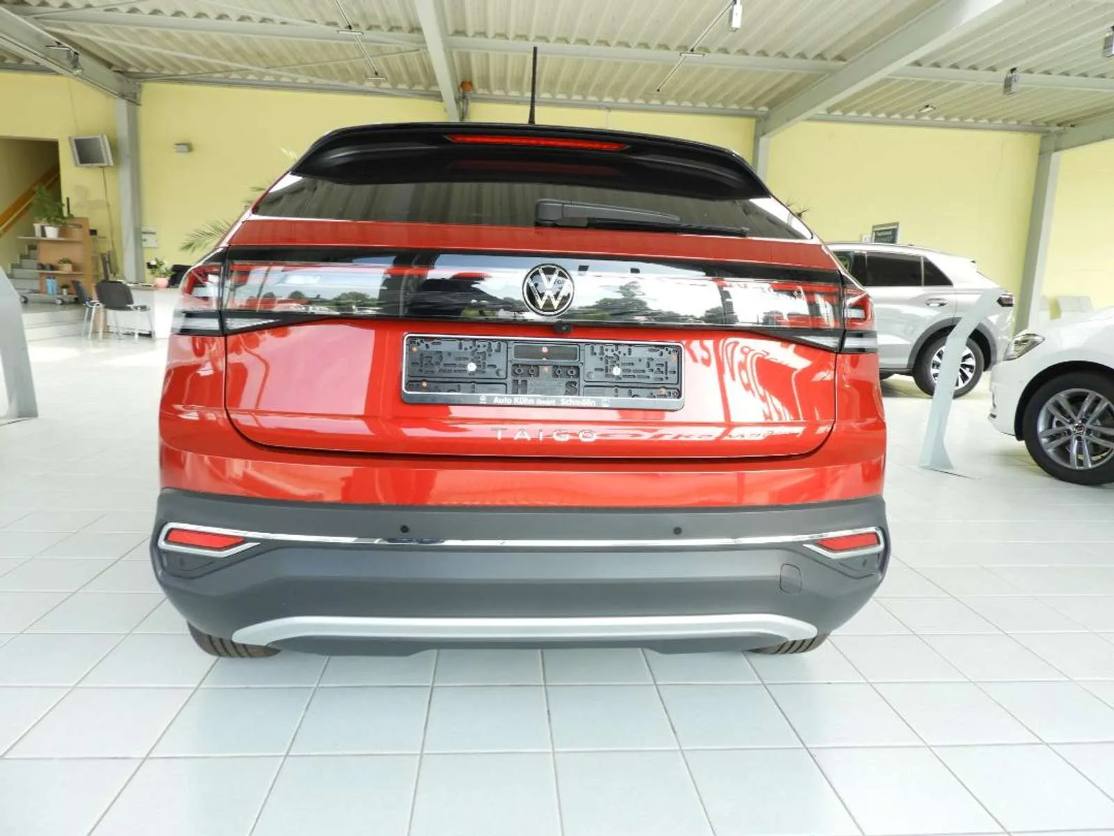 VW Taigo Style, SUV/Geländewagen/Pickup, aus dem Bestand von Auto-Kühn Schmölln — Ansicht 4 von 15