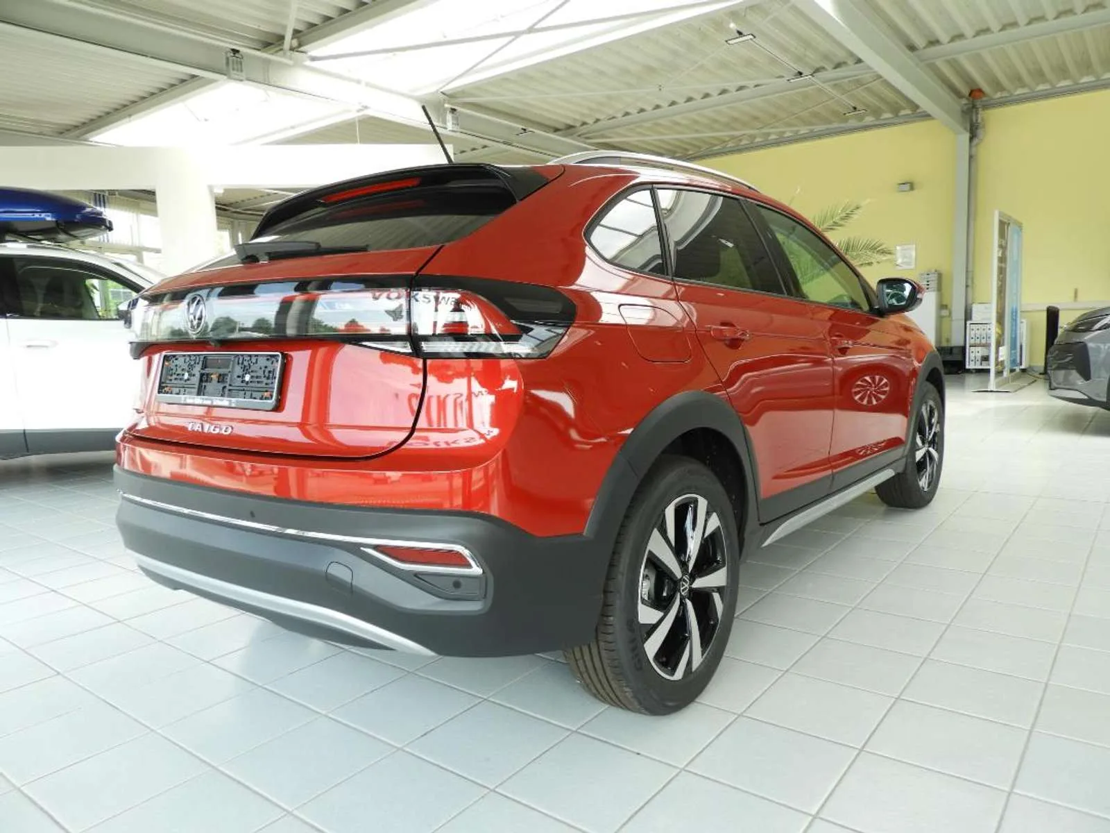 VW Taigo Style, SUV/Geländewagen/Pickup, aus dem Bestand von Auto-Kühn Schmölln — Ansicht 5 von 15