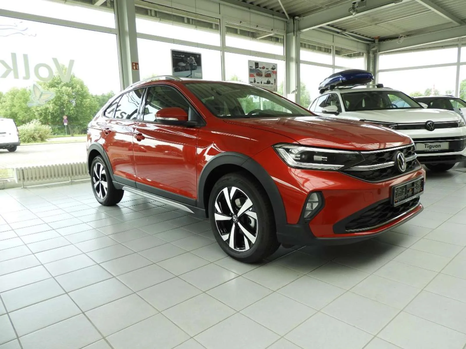 VW Taigo Style, SUV/Geländewagen/Pickup, aus dem Bestand von Auto-Kühn Schmölln — Ansicht 7 von 15