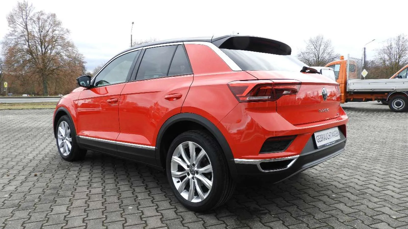 VW T-Roc Sport, SUV/Geländewagen/Pickup, aus dem Bestand von Auto-Kühn Schmölln — Ansicht 3 von 16