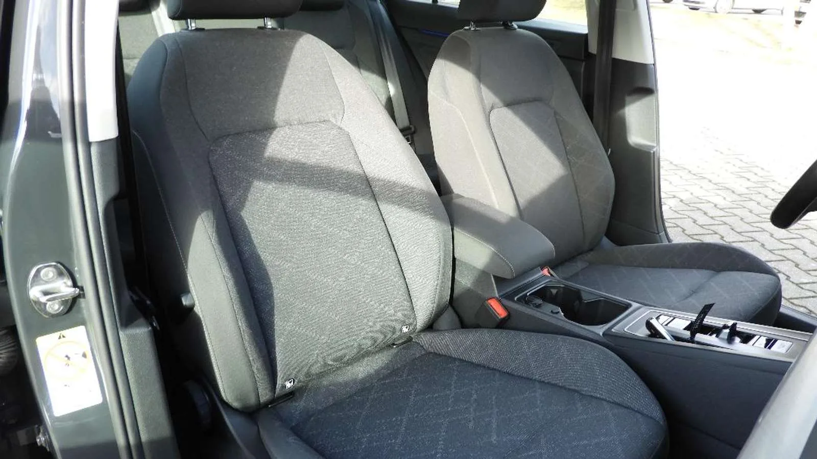 VW Golf Variant Life VIII, Kombi, aus dem Bestand von Auto-Kühn Schmölln — Ansicht 11 von 15