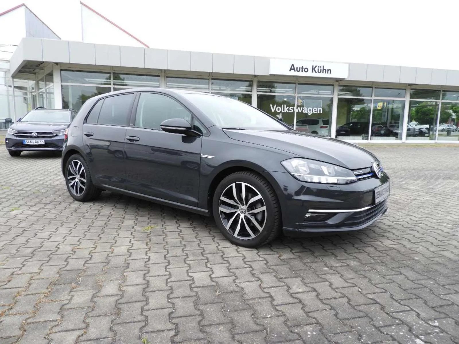 VW Golf IQ.DRIVE VII, Limousine, aus dem Bestand von Auto-Kühn Schmölln — Ansicht 7 von 15